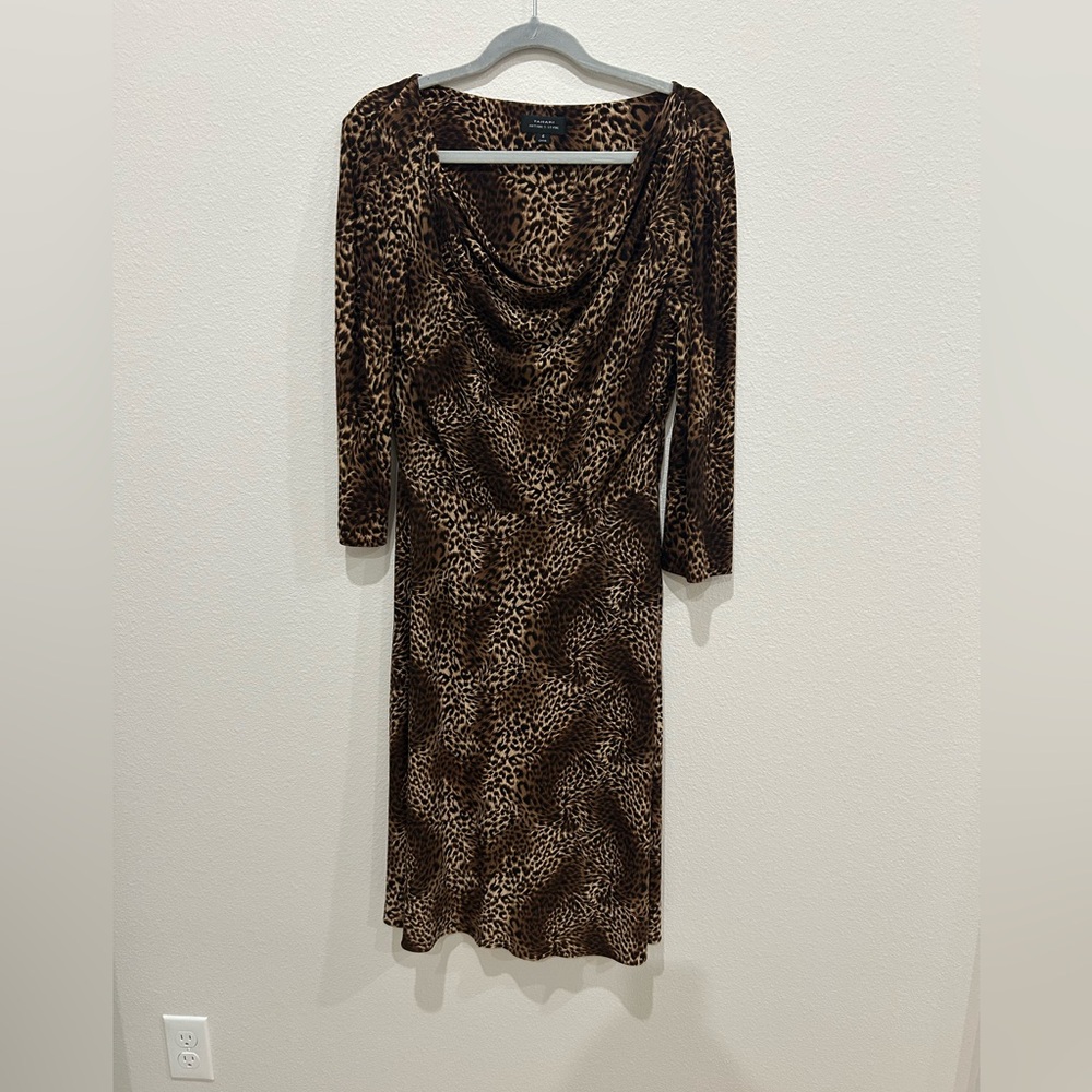 Tahara Leopard Print Dress with zipper on side